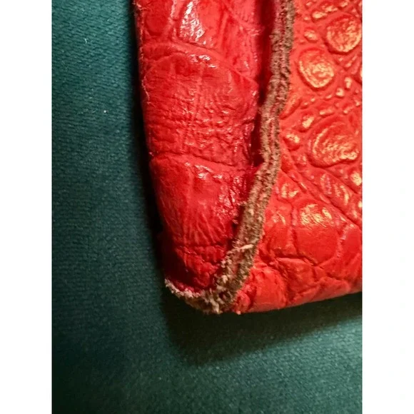 Vintage Valentino Red Embossed Leather Envelope Clutch Laptop Sleeve 14 Bag